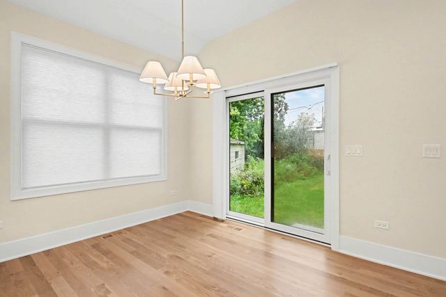4119 N Lincoln Street, Westmont, IL 60559