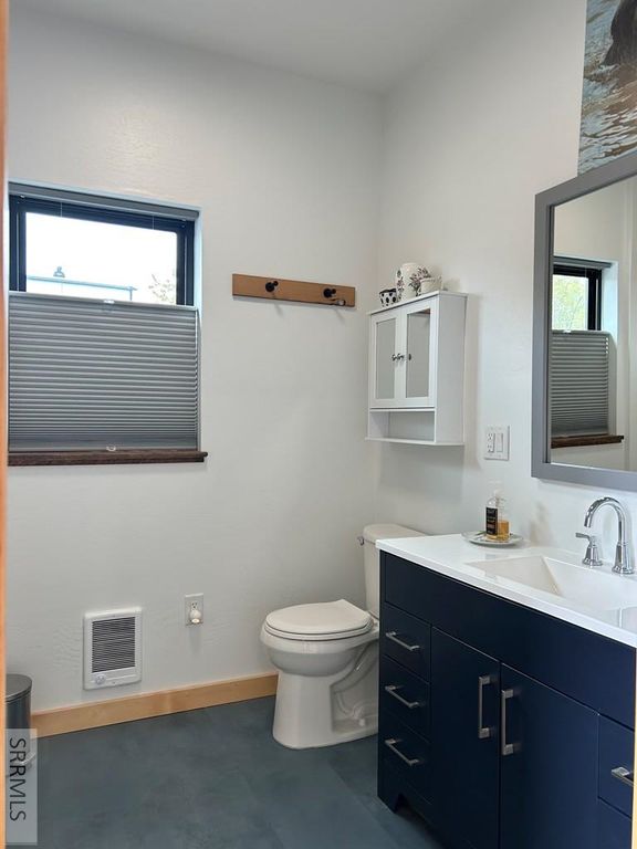 Image 15 of property listing at 1303 Bryan Avenue, Salmon, ID 83467