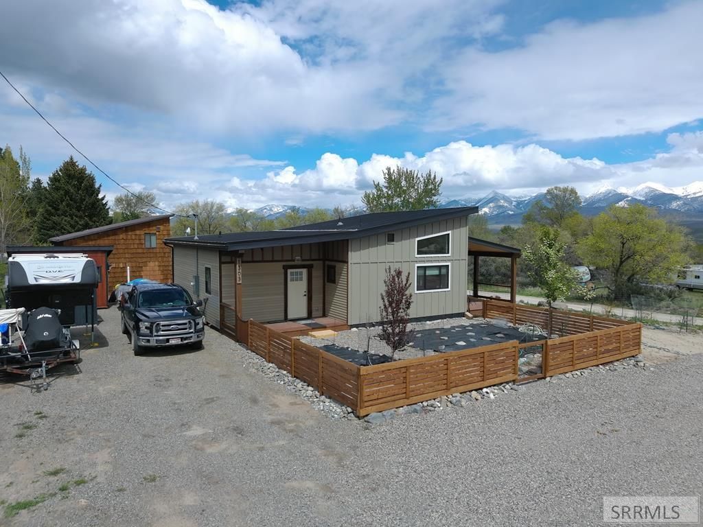 Image 37 of property listing at 1303 Bryan Avenue, Salmon, ID 83467
