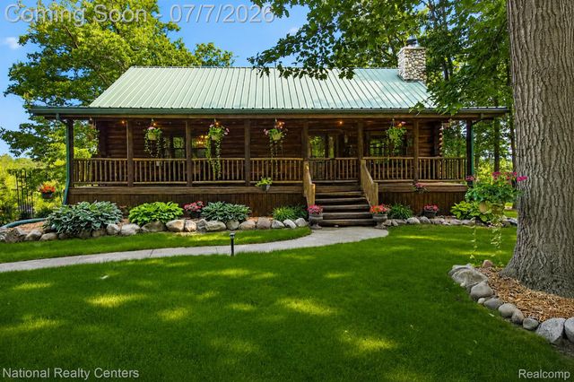 12426 Shaffer Road, Springfield Charter Township, MI 48350