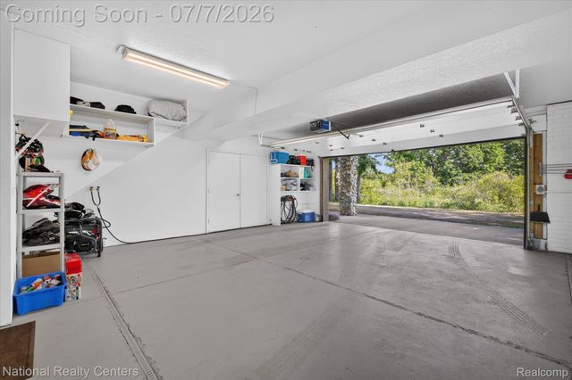 12426 Shaffer Road, Springfield Charter Township, MI 48350