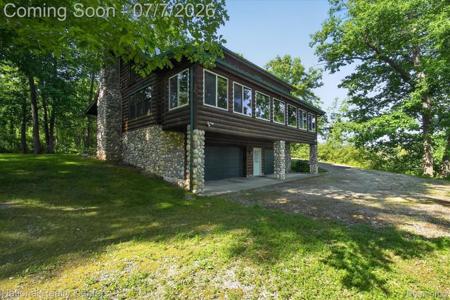 12426 Shaffer Road, Springfield Charter Township, MI 48350