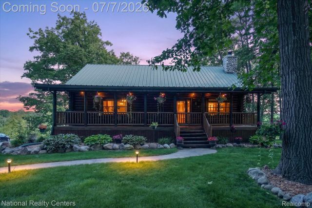 12426 Shaffer Road, Springfield Charter Township, MI 48350