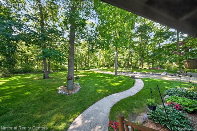 12426 Shaffer Road, Springfield Charter Township, MI 48350