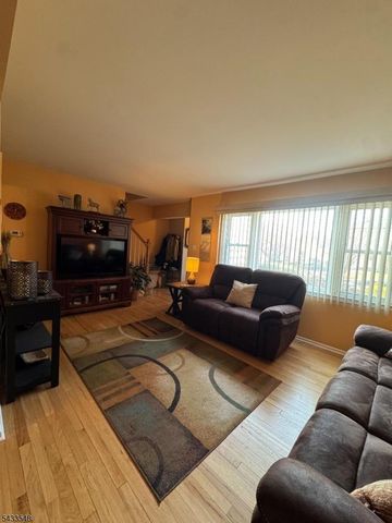 12 Bernice Rd, Belleville Twp., NJ 07109