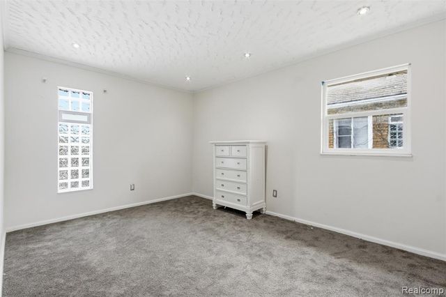 17532 Wisconsin Street, Detroit, MI 48221