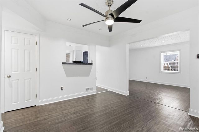 17532 Wisconsin Street, Detroit, MI 48221