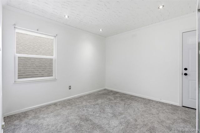 17532 Wisconsin Street, Detroit, MI 48221