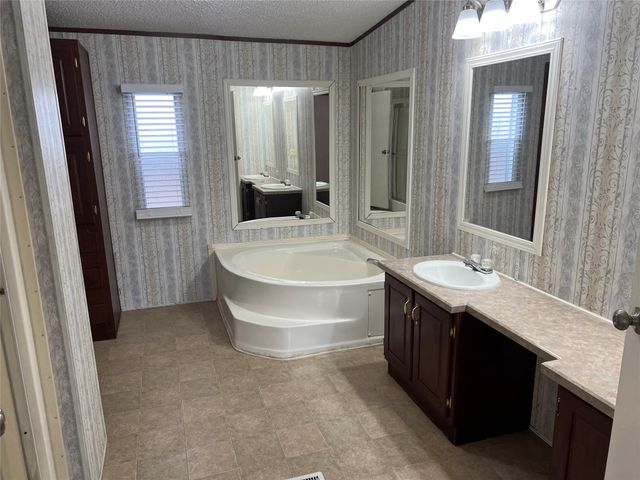 2648 County Road 600, Farmersville, TX 75442