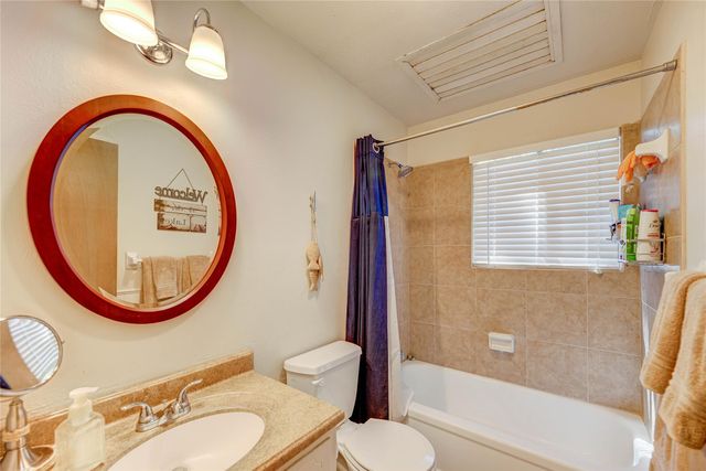 346 Creekside Drive, Onalaska, TX 77360