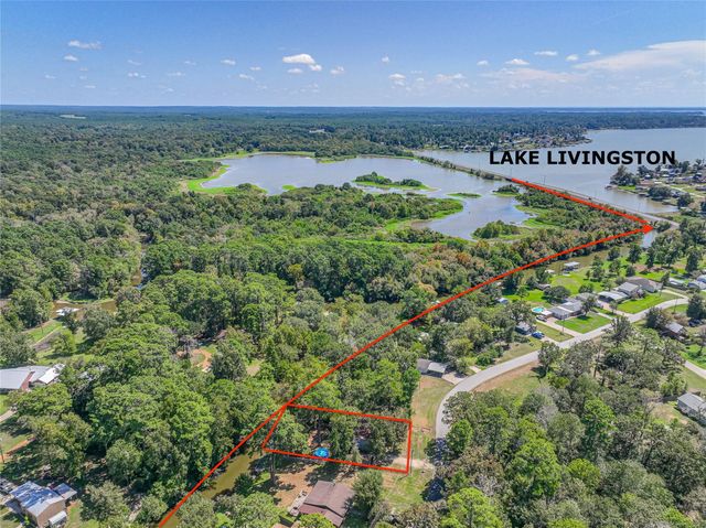 346 Creekside Drive, Onalaska, TX 77360