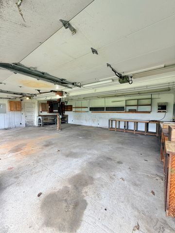 8700 W County Road 600 S, Daleville, IN 47334