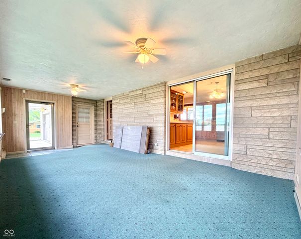 8700 W County Road 600 S, Daleville, IN 47334