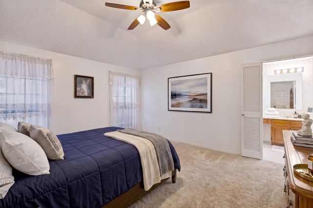 821 Creek Valley Road, Mesquite, TX 75181