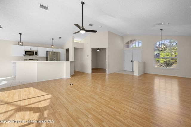 8495 Jayson Drive, Brooksville, FL 34613