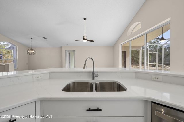 8495 Jayson Drive, Brooksville, FL 34613