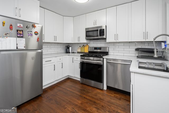 2569 Northview Avenue, Decatur, GA 30028