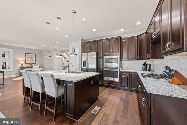23303 MOUNT MIDDLETON SQ, Ashburn, VA 20148