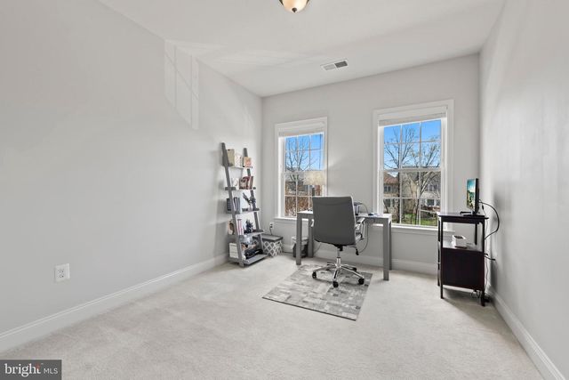 23303 MOUNT MIDDLETON SQ, Ashburn, VA 20148