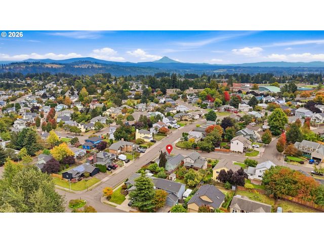 1985 Sw DAYBREAK Way, Troutdale, OR 97060