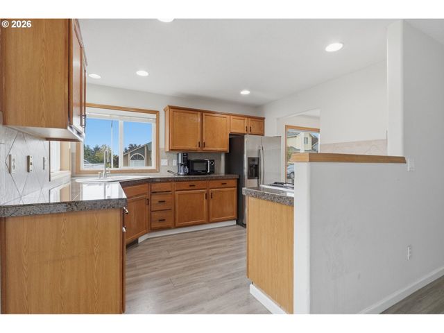 1985 Sw DAYBREAK Way, Troutdale, OR 97060