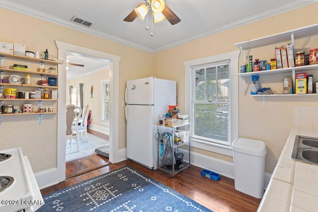 205 E Voorhis Avenue, Deland, FL 32724