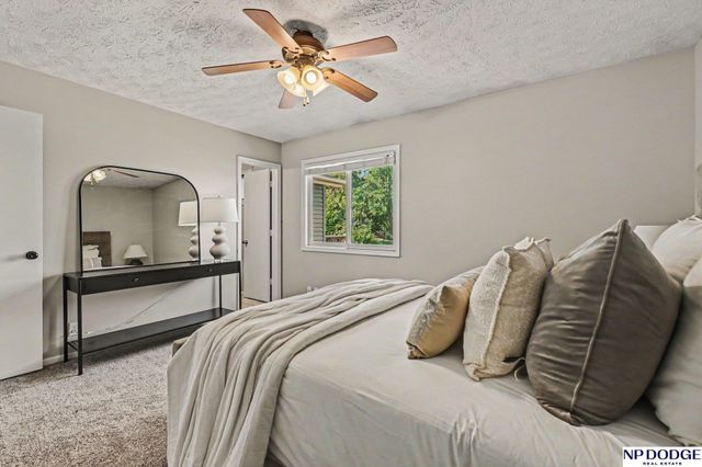 14826 Walnut Grove Circle, Omaha, NE 68137