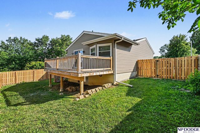 14826 Walnut Grove Circle, Omaha, NE 68137