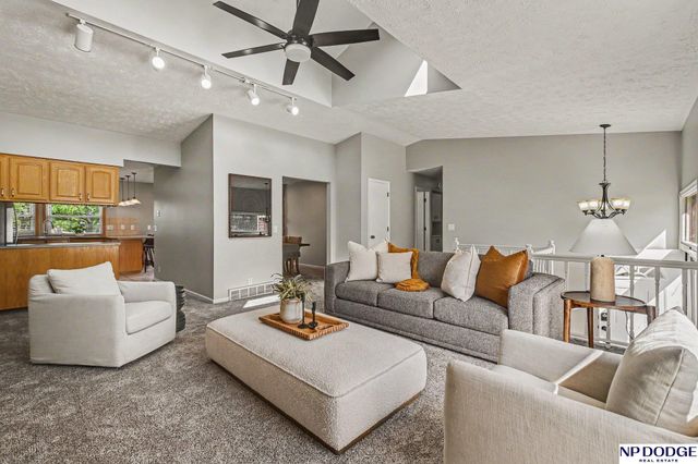 14826 Walnut Grove Circle, Omaha, NE 68137