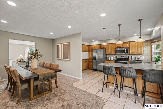 14826 Walnut Grove Circle, Omaha, NE 68137