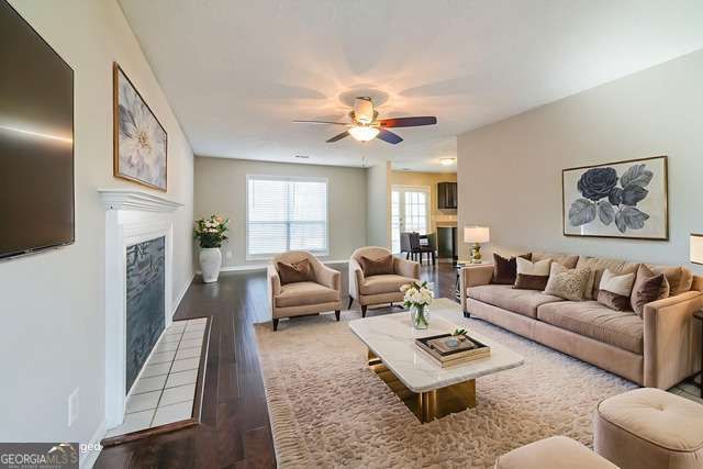 130 Summerfield Court, Acworth, GA 30101