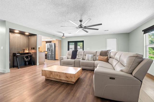 2817 YULE TREE DRIVE, Edgewater, FL 32141