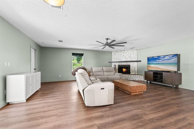 2817 YULE TREE DRIVE, Edgewater, FL 32141
