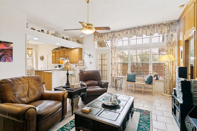 2045 Larkspur Drive, Carrollton, TX 75010