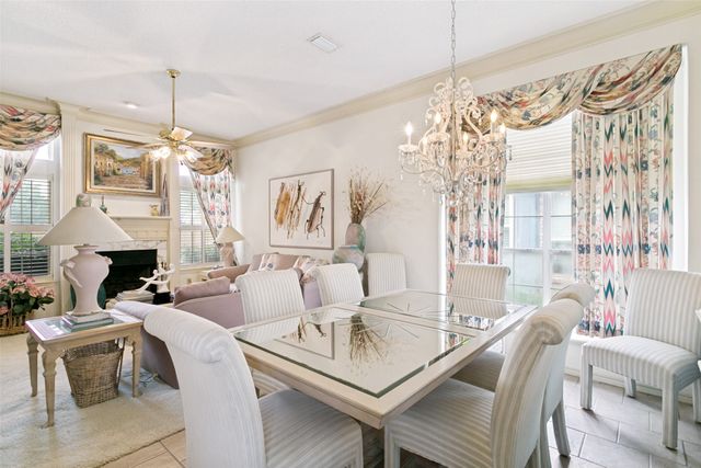 2045 Larkspur Drive, Carrollton, TX 75010