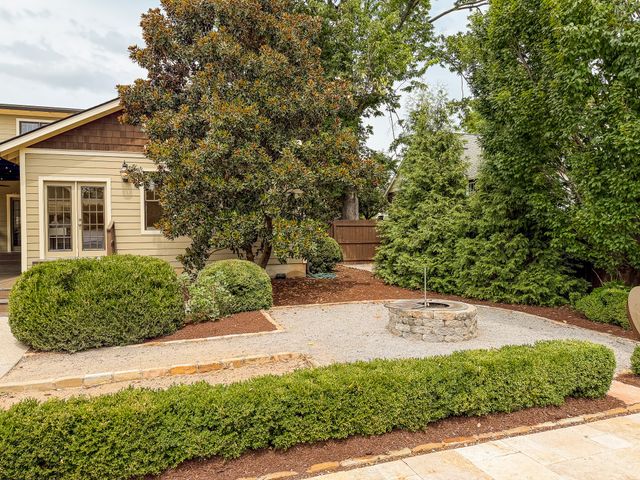 941 Inverness Ave, Nashville, TN 37204