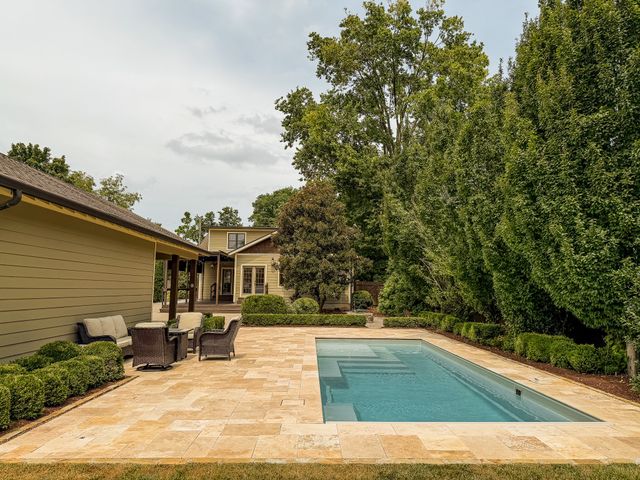 941 Inverness Ave, Nashville, TN 37204