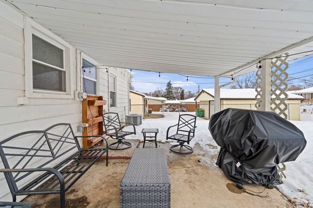 308 Macgregor Road, Lockport, IL 60441