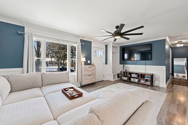 308 Macgregor Road, Lockport, IL 60441