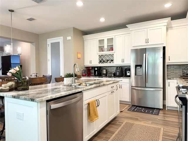 15824 MARINA BAY DRIVE, Winter Garden, FL 34787