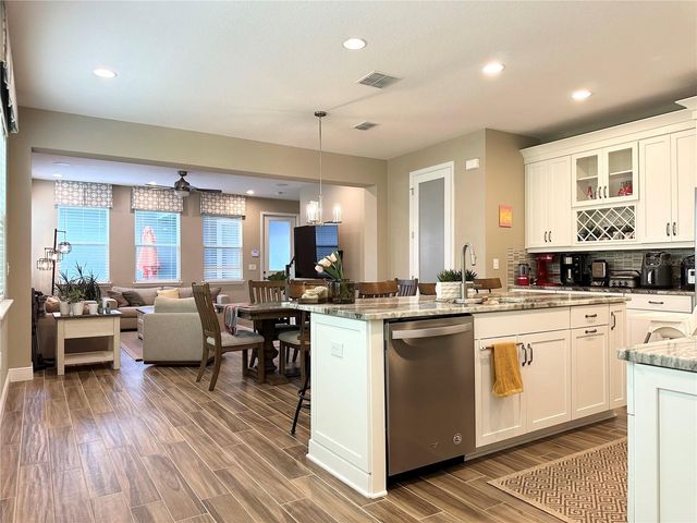 15824 MARINA BAY DRIVE, Winter Garden, FL 34787