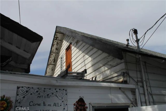 6035 Mesa, Los Angeles, CA 90042