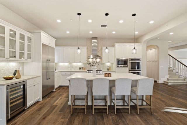 38 Liberty Hall Lane, Redwood City, CA 94062