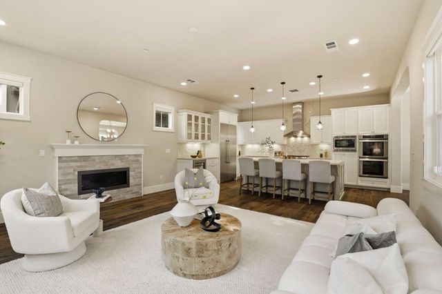 38 Liberty Hall Lane, Redwood City, CA 94062