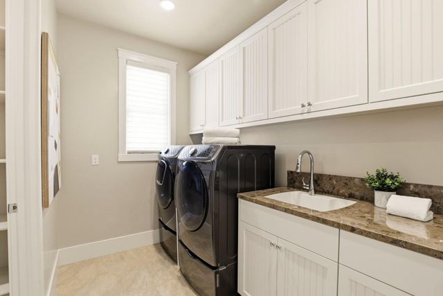 38 Liberty Hall Lane, Redwood City, CA 94062