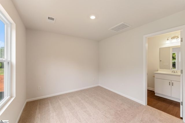 167 Cloverfield Lane, Spartanburg, SC 29303