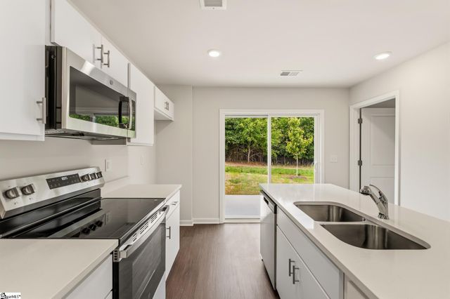 167 Cloverfield Lane, Spartanburg, SC 29303