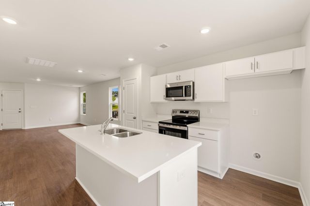 167 Cloverfield Lane, Spartanburg, SC 29303