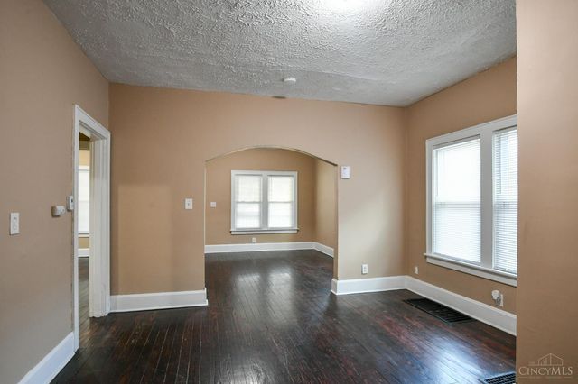 2120 Fernwood Street, Middletown, OH 45044