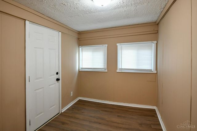 2120 Fernwood Street, Middletown, OH 45044